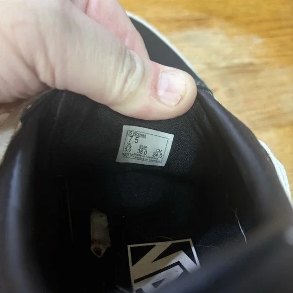 Vans Off The Wall Women's Tennis Shoes Sneakers Black White Lace Up‎ Size 7.5 M - Picture 6 of 7